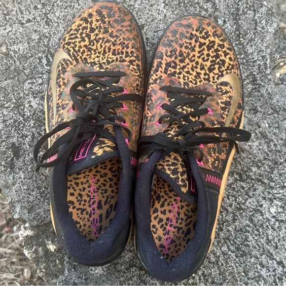 Nike Metcon 6 - leopard size 8.5 🐆 - Picture 4 of 8